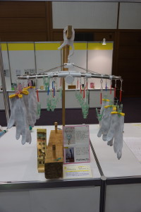 文部科学大臣賞 石丸典生賞（学校表彰） 「ひもの力で楽々！パンチハンガー」
